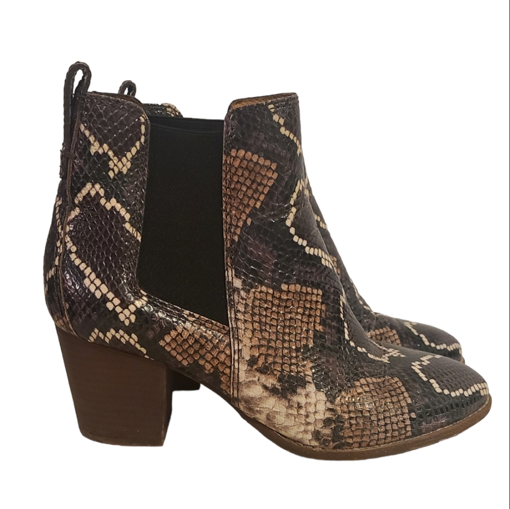 Madewell Women's size 7.5 The Regan Boot in Snake Embossed Leather